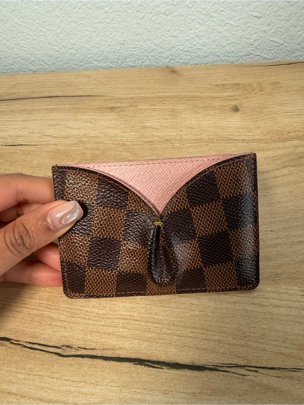 Louis Vuitton Damier Ebene Caissa Card Holder in Rose Ballerine ✨